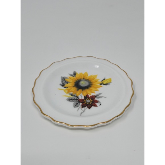 Royal Grafton Fine Bone China Floral Plates Set of 2 Gold Trim England - Picture 6 of 11